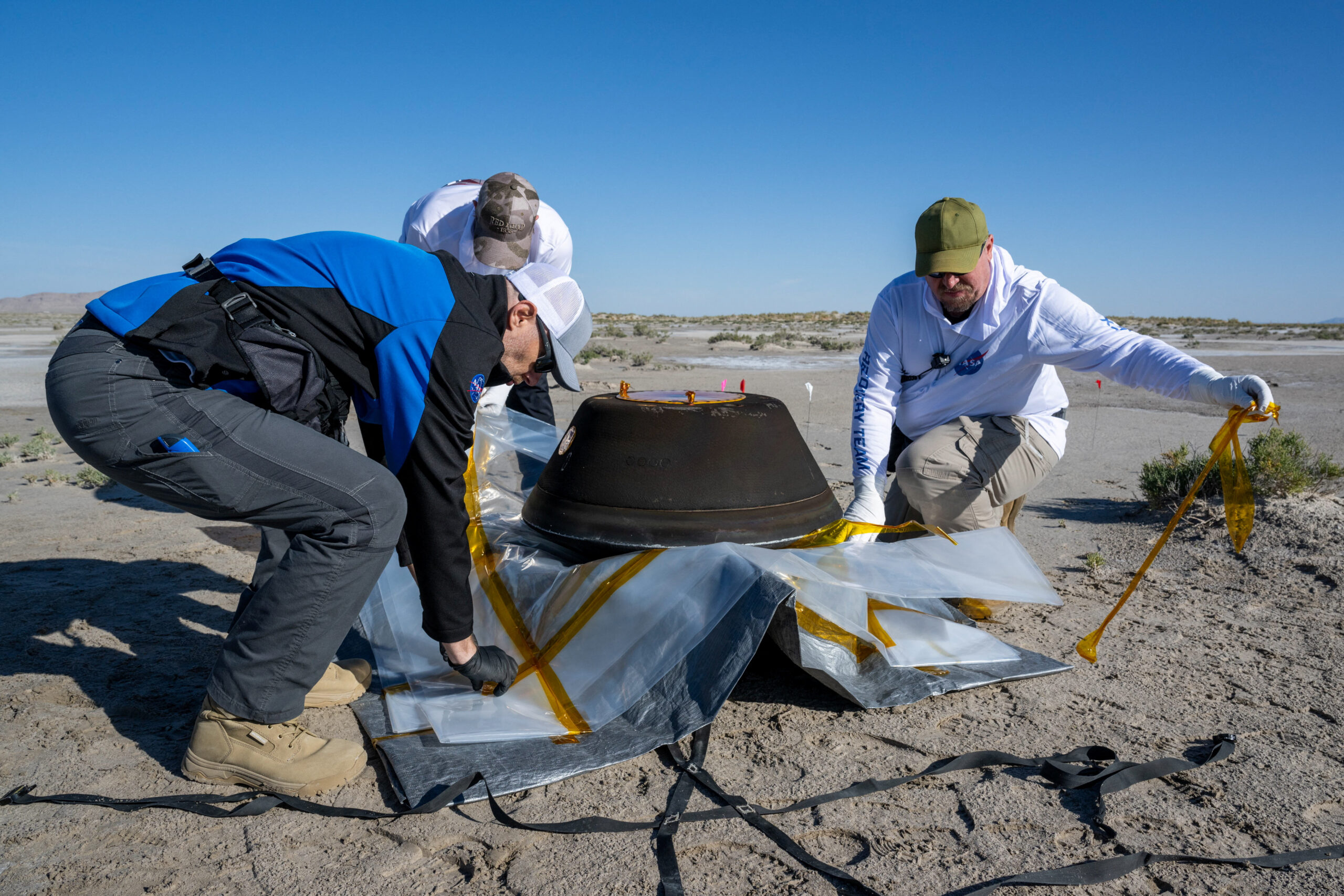 NASA Asteroid Sample Parachutes Safely onto Utah Desert