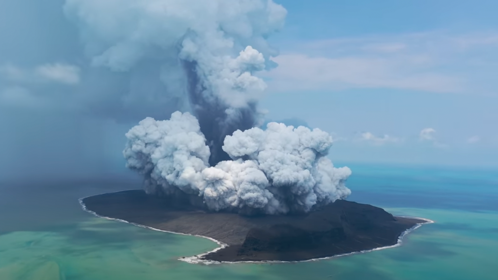Tonga Volcano: Triggering Seafloor Debris Stampede